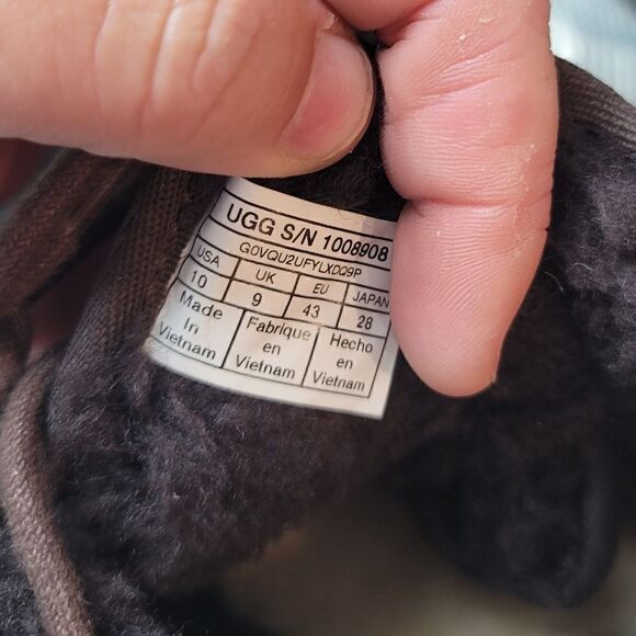 UGG Australia Men's Neumel Chukka Boots - Picture 11 of 11